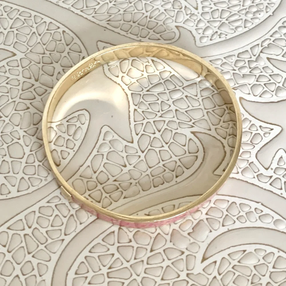 ✨NEW✨COACH PINK & GOLD BANGLE BRACELET - Picture 5 of 9